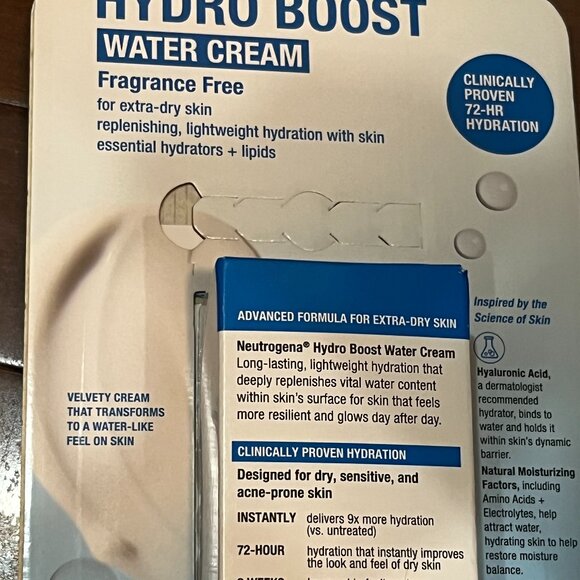 Neutrogena Hydro Boost Water Cream, 1.7 fl oz, 2-pack - Picture 3 of 4